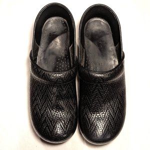 Dansko Professional Clog Black Woven Women's US 9-9.5, EU 40
